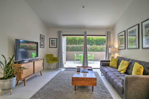 Classic-Yet-Modern Abode by Downtown Palm Springs!